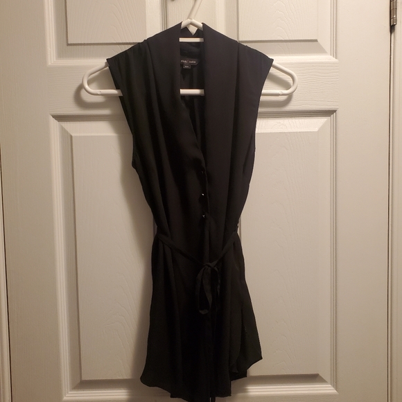 Black Stork and Babe Maternity Blouse - Picture 4 of 5